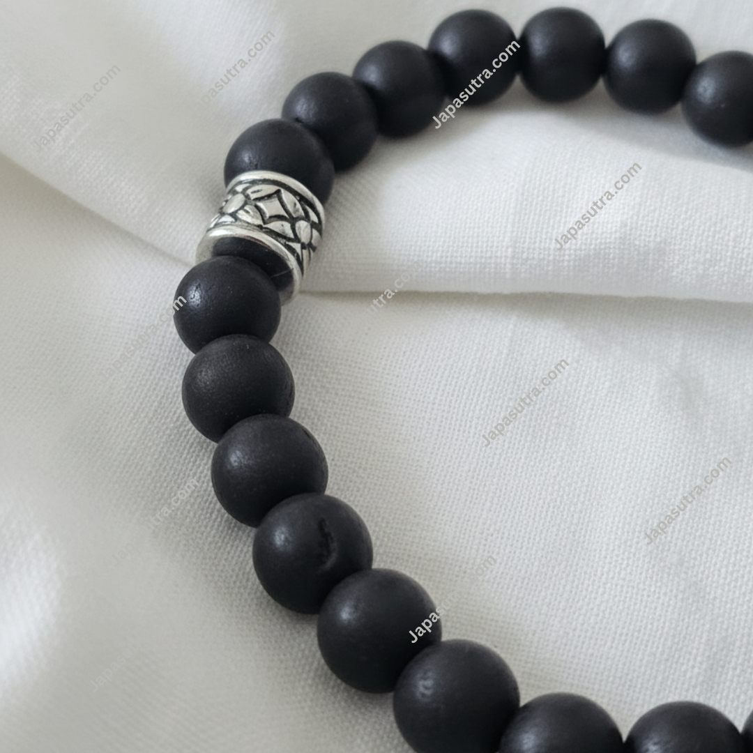 Karungali Bracelet – 8mm Natural Ebony | 26 Beads |